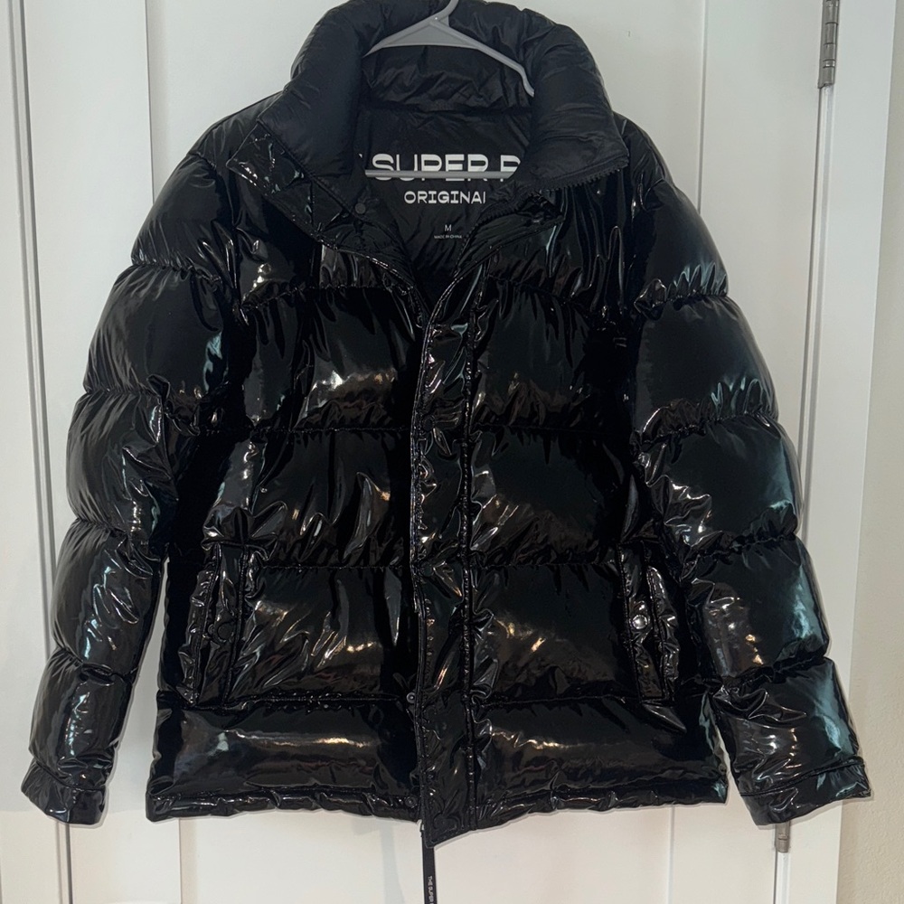 Aritzia SuperPuff Original Puffer Jacket - Shiny Black